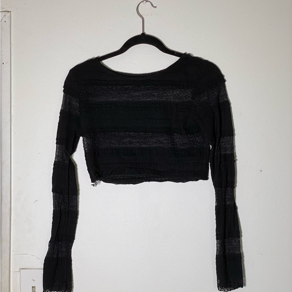 BCBGMAXAZRIA Black Lace Long Sleeve Crop Top